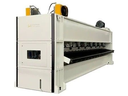 White Double Board Needle Punching Machines 600rpm Non Woven Punching Machine