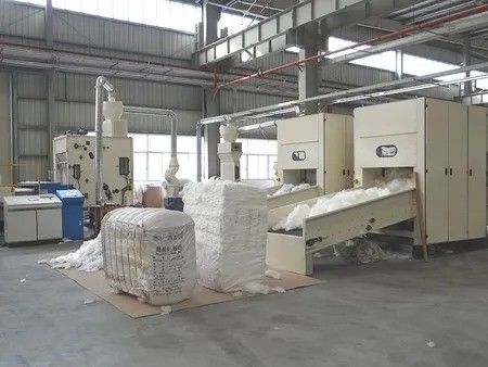 400kg/Hr 100gsm إلى 800gsm تصفية شعار خط إنتاج إبرة ثقب